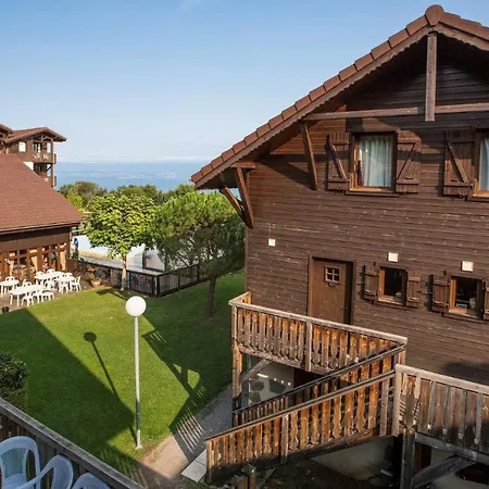 3p6 Lake Side Evian-les-Bains