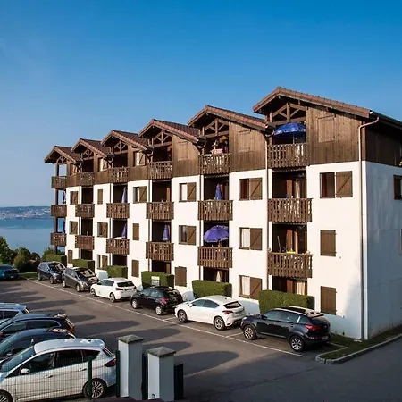 3p6 Lake Side * Evian-les-Bains